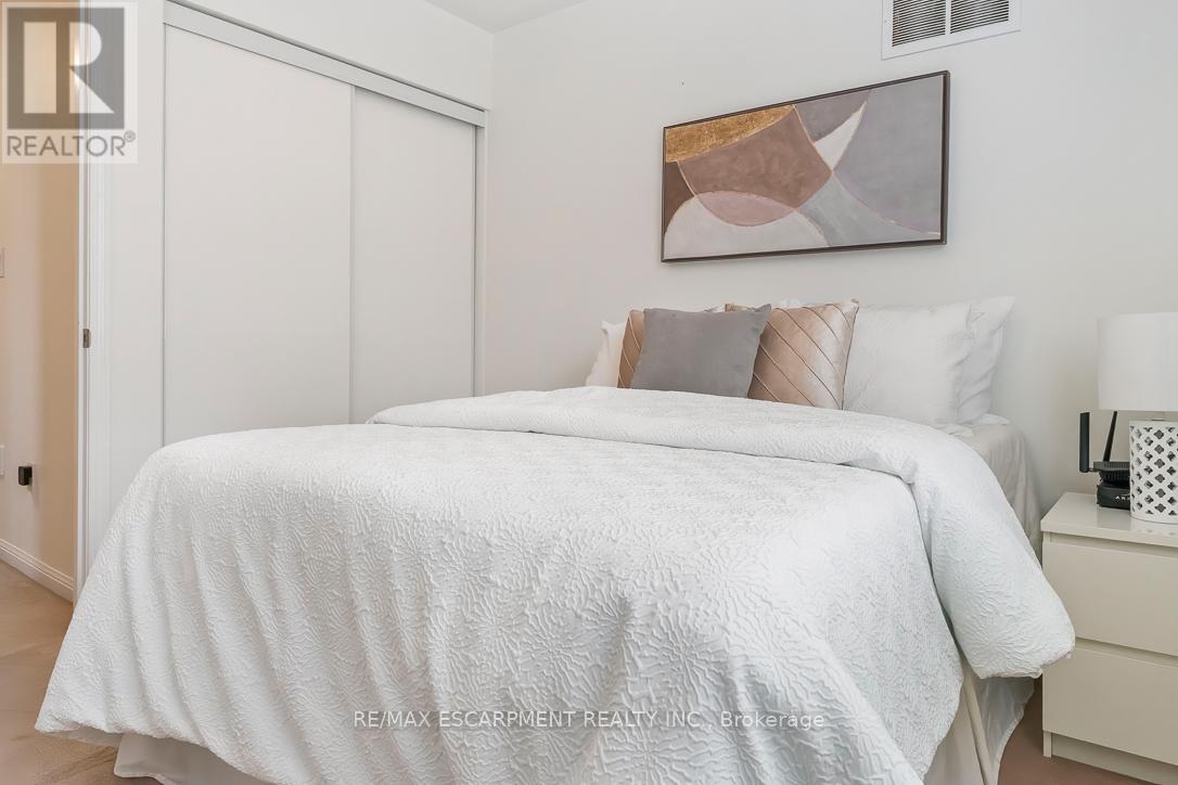 1211 Barr Crescent, Milton, Ontario  L9T 6X6 - Photo 29 - W13030176