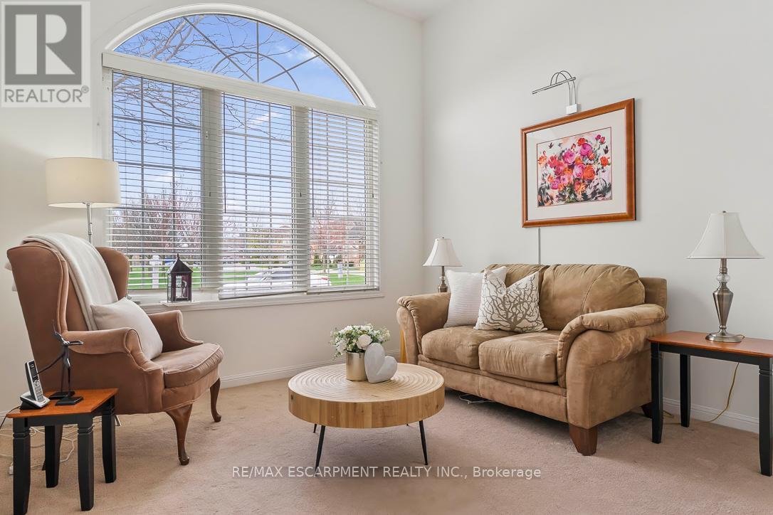 1211 Barr Crescent, Milton, Ontario  L9T 6X6 - Photo 6 - W13030176