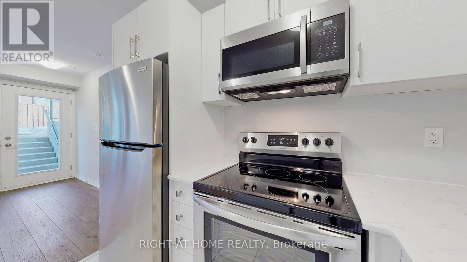 112 - 1165 Journeyman Lane, Mississauga, Ontario  L5J 0B6 - Photo 10 - W13030188