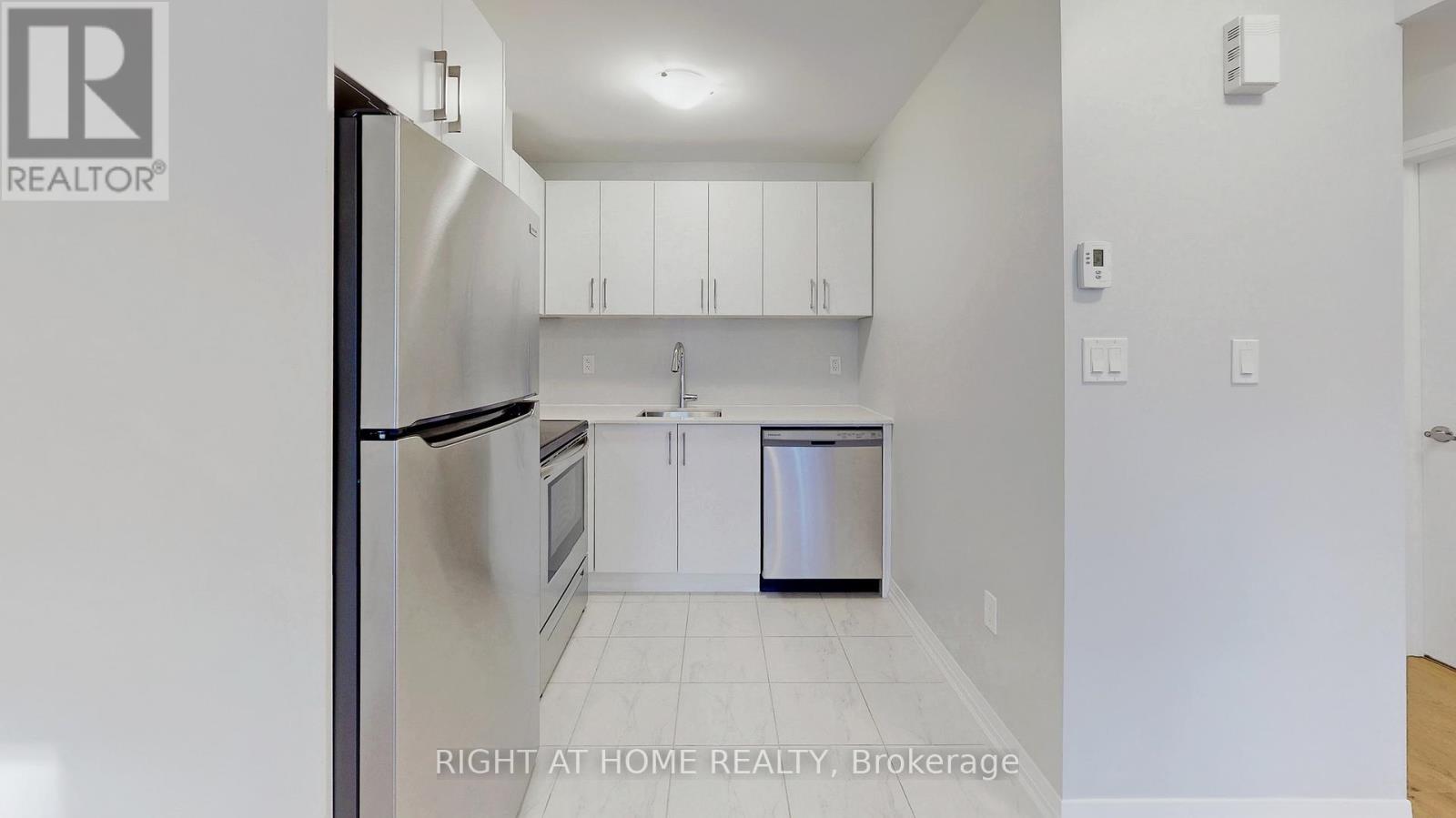 112 - 1165 Journeyman Lane, Mississauga, Ontario  L5J 0B6 - Photo 11 - W13030188