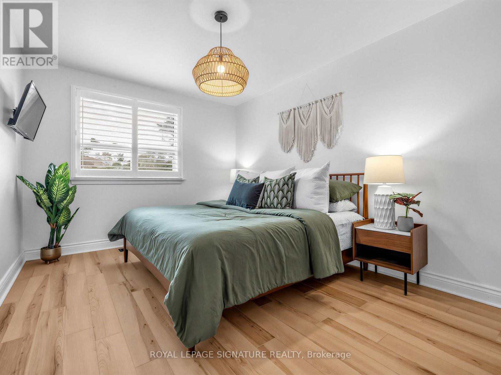 78 Foxrun Avenue, Toronto, Ontario  M3L 1L8 - Photo 11 - W13030228