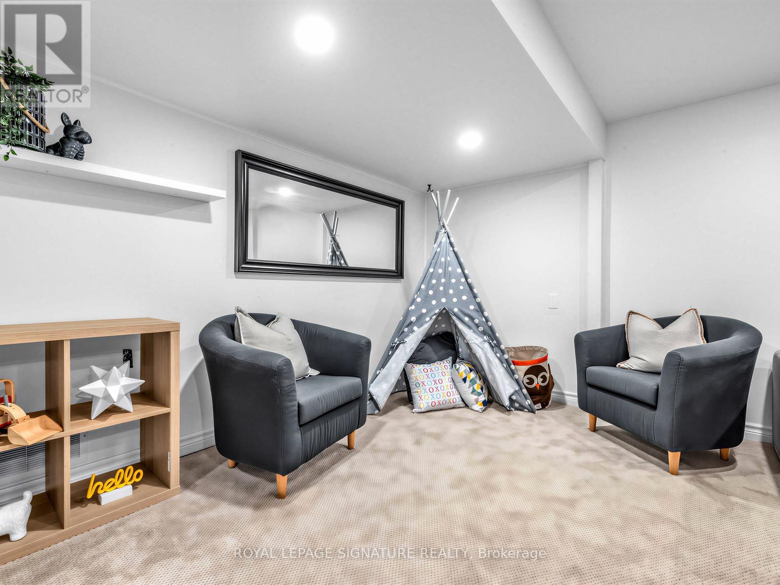 78 Foxrun Avenue, Toronto, Ontario  M3L 1L8 - Photo 18 - W13030228