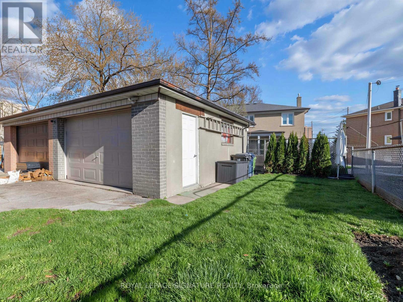 78 Foxrun Avenue, Toronto, Ontario  M3L 1L8 - Photo 26 - W13030228