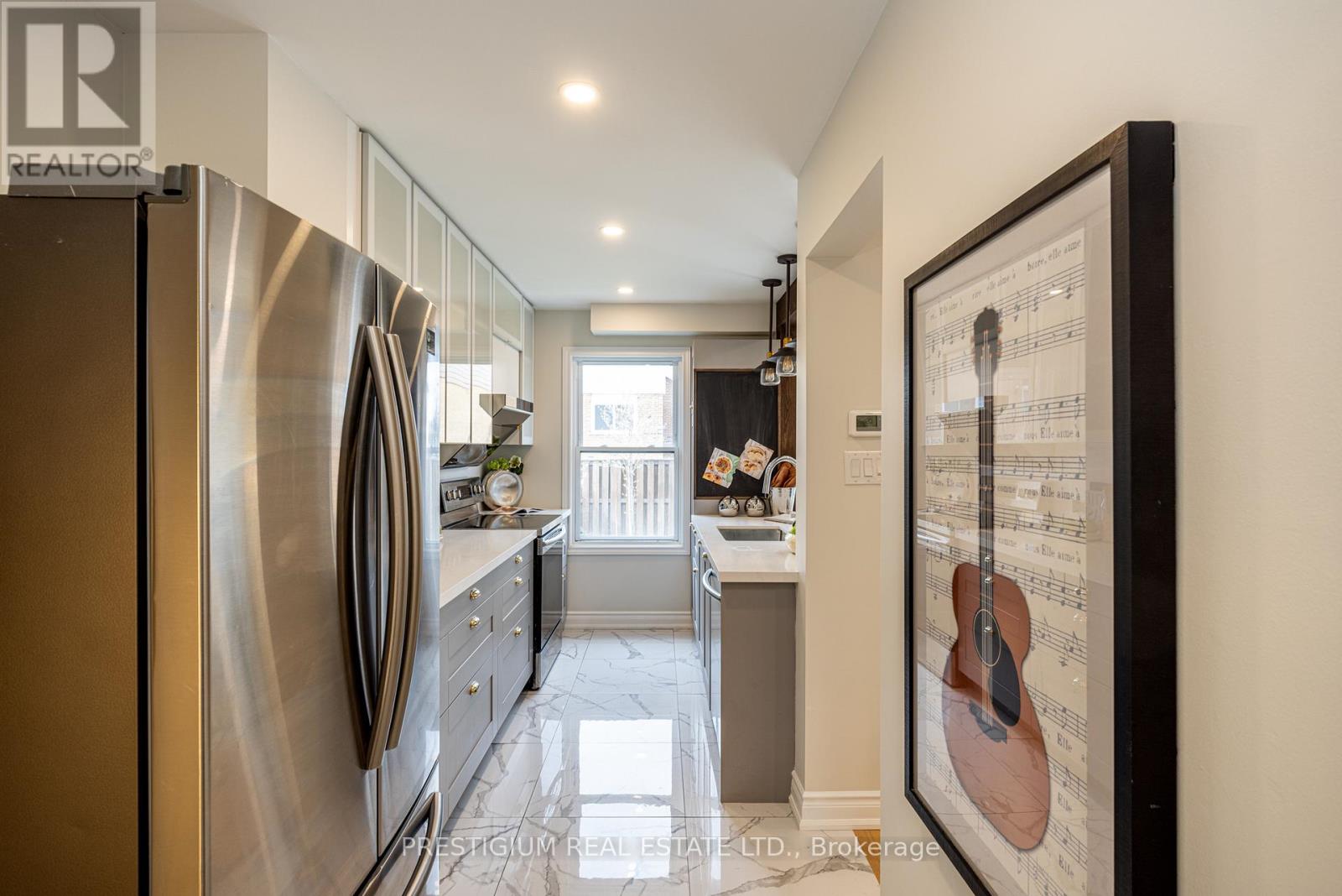 4094 Teakwood Drive, Mississauga, Ontario  L5C 3L6 - Photo 17 - W13030288