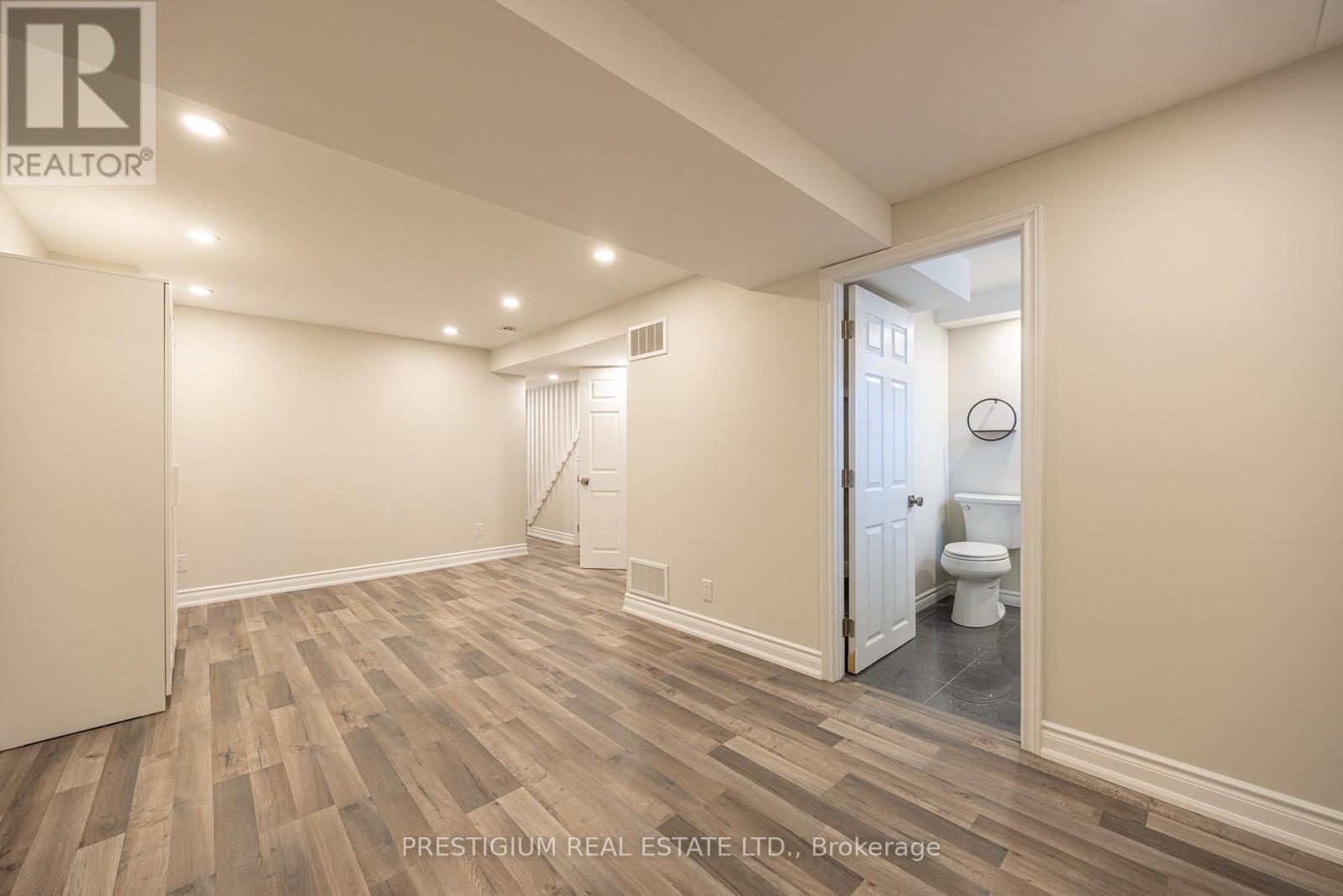 4094 Teakwood Drive, Mississauga, Ontario  L5C 3L6 - Photo 30 - W13030288