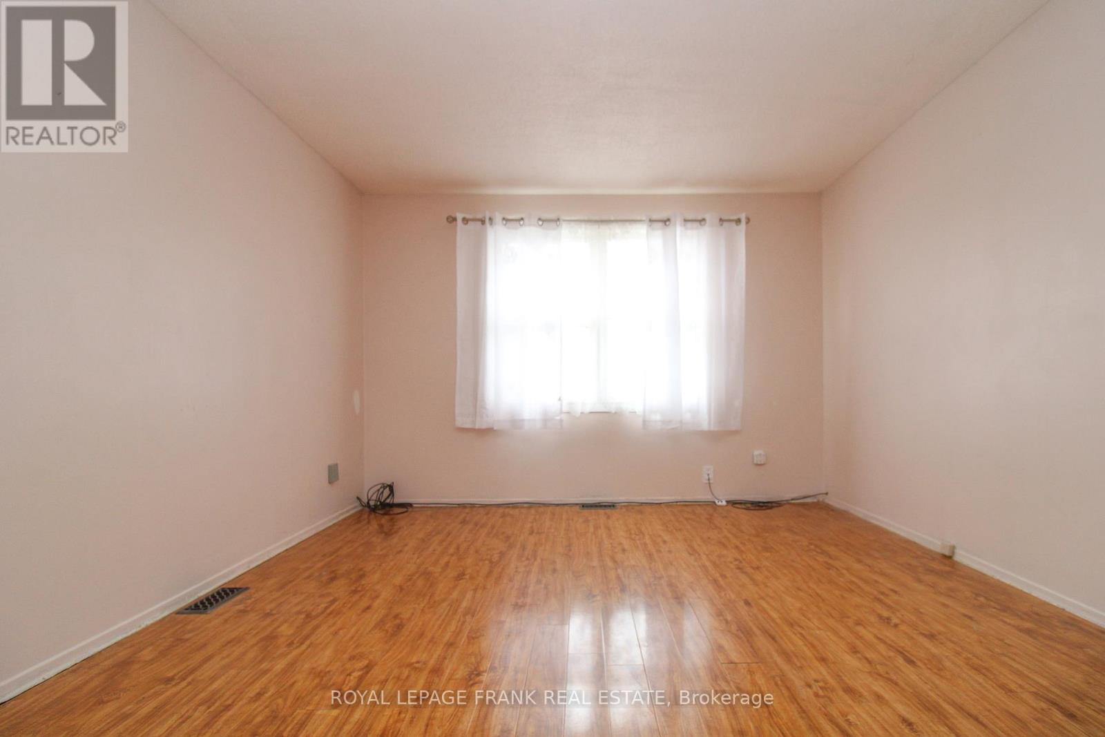 1006 Sydenham Road, Peterborough, Ontario  K9J 1K7 - Photo 11 - X13030360