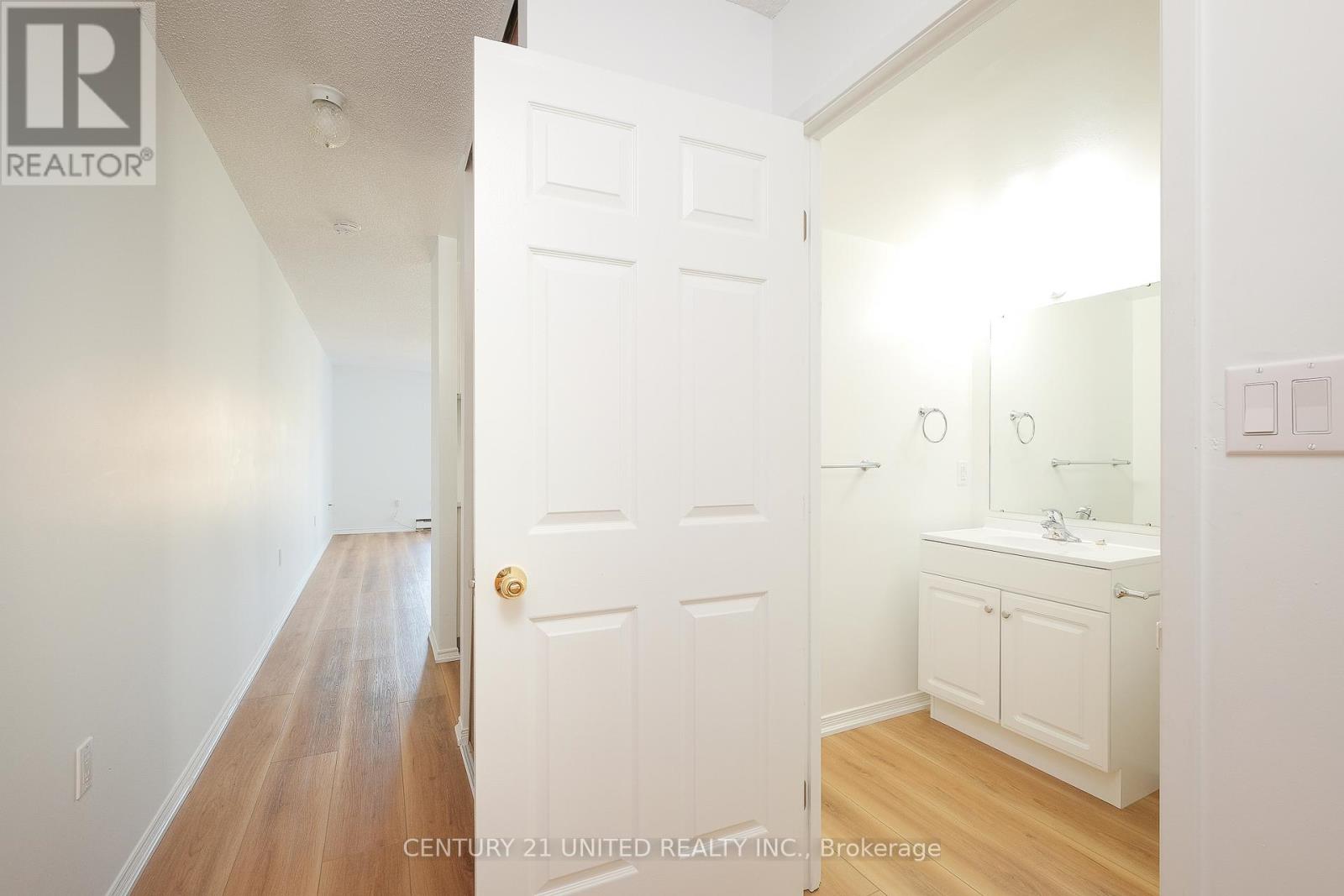 218 - 921 Armour Road, Peterborough, Ontario  K9H 7K5 - Photo 4 - X13030454