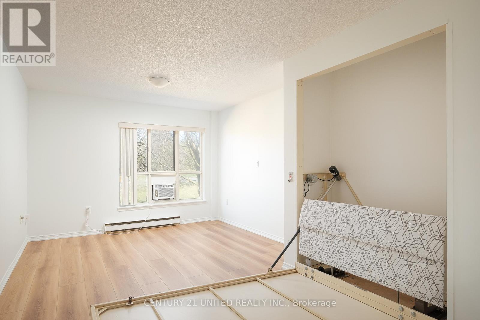 218 - 921 Armour Road, Peterborough, Ontario  K9H 7K5 - Photo 8 - X13030454