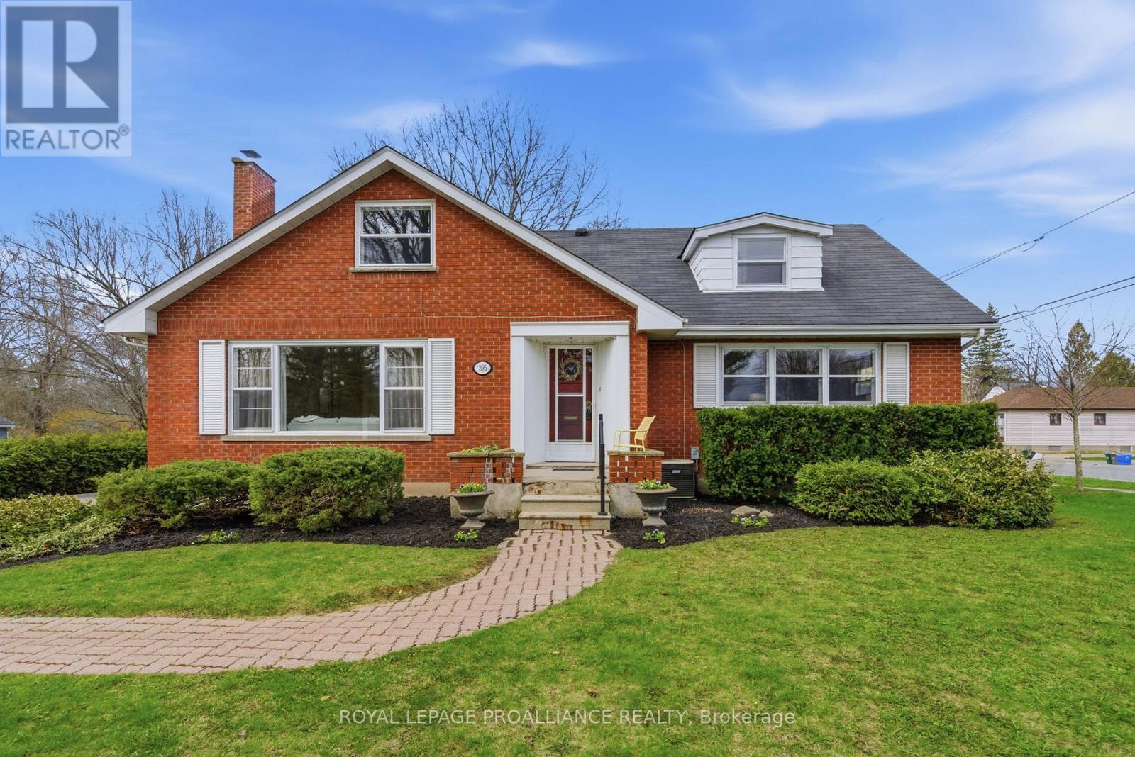 395 HENRY STREET, cobourg, Ontario