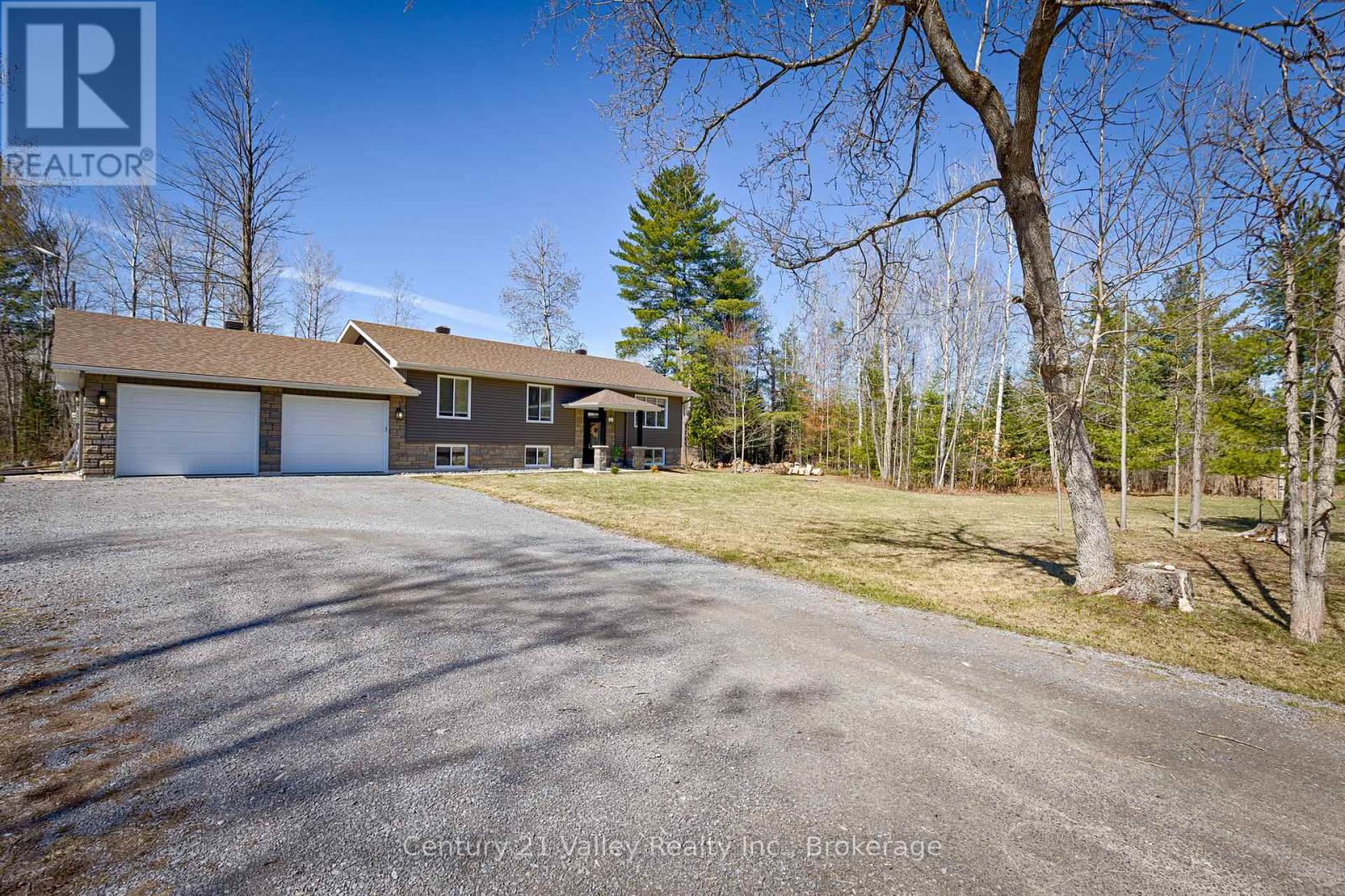 543 Anderson Road, Mcnab/braeside, Ontario  K7S 3G8 - Photo 10 - X12808178