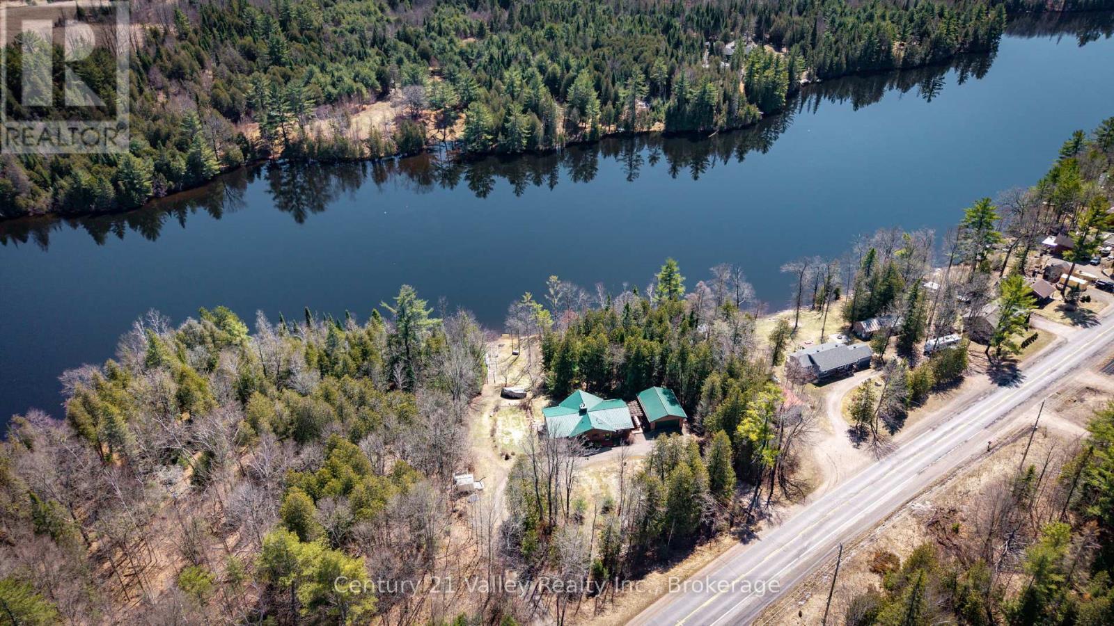 3537 Calabogie Road, Greater Madawaska, Ontario  K0J 1G0 - Photo 2 - X12907184