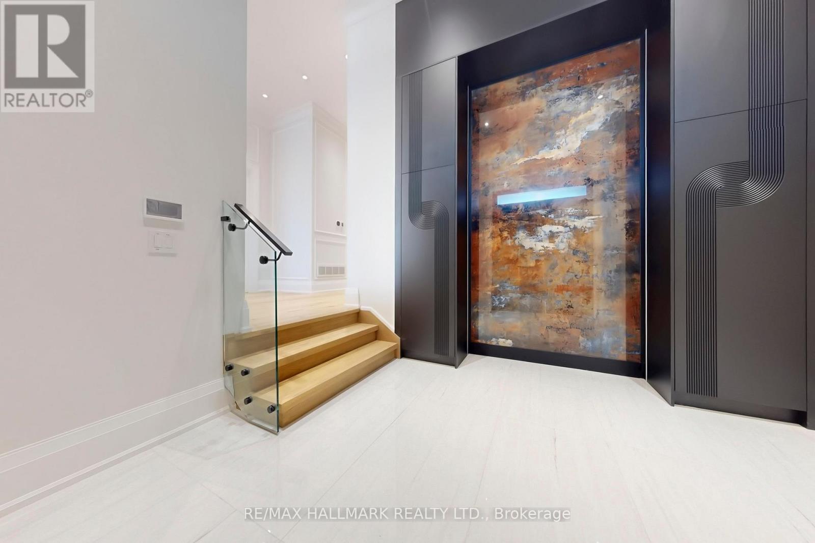 152 Olde Bayview Avenue, Richmond Hill, Ontario  L4E 3C6 - Photo 14 - N12849340