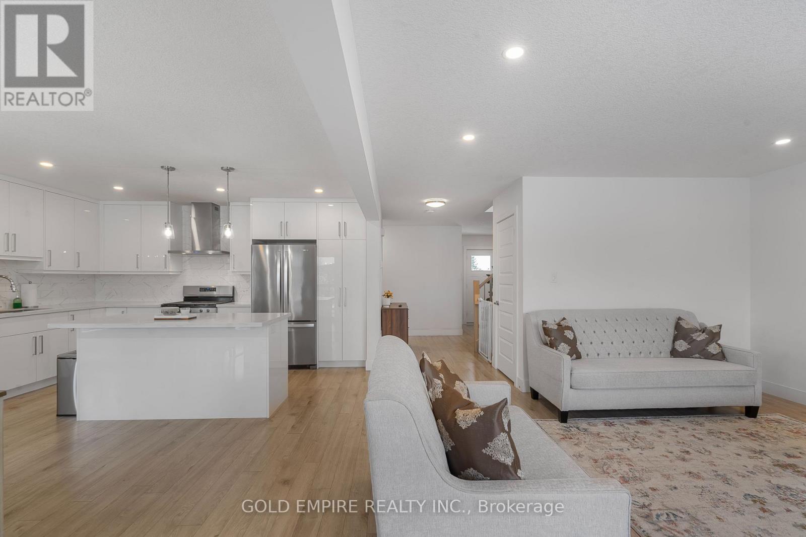 12 Rea Court, Southwold, Ontario  N6L 1M1 - Photo 15 - X13030408