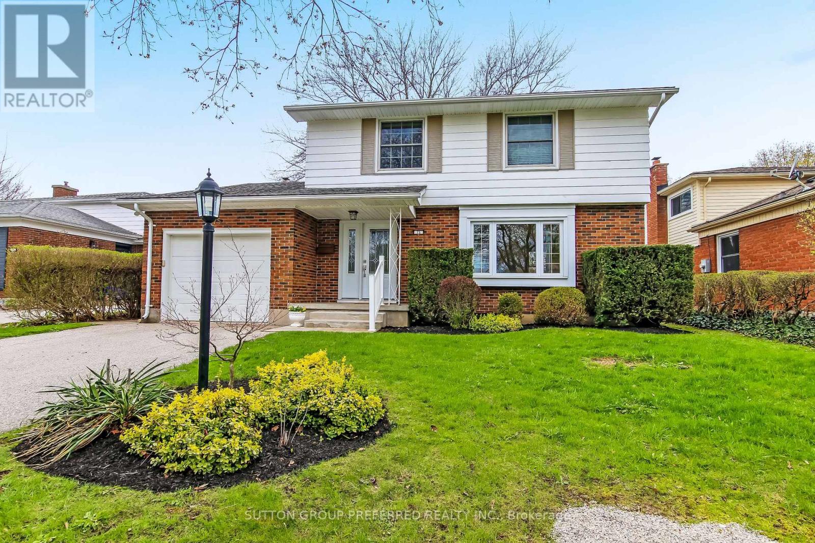 75 Chapple Hill Road, Thames Centre, Ontario  N6G 2H2 - Photo 2 - X13030448