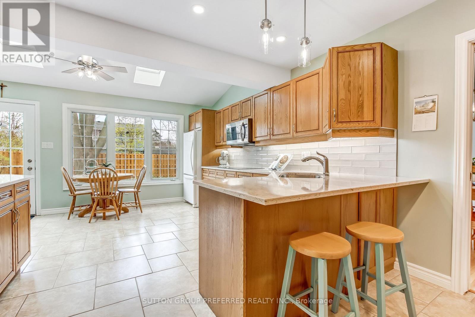 75 Chapple Hill Road, Thames Centre, Ontario  N6G 2H2 - Photo 8 - X13030448