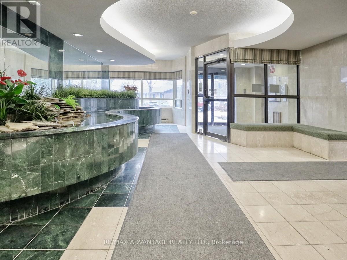 205 - 744 Wonderland Road S, London South, Ontario  N6K 4K3 - Photo 2 - X13030456