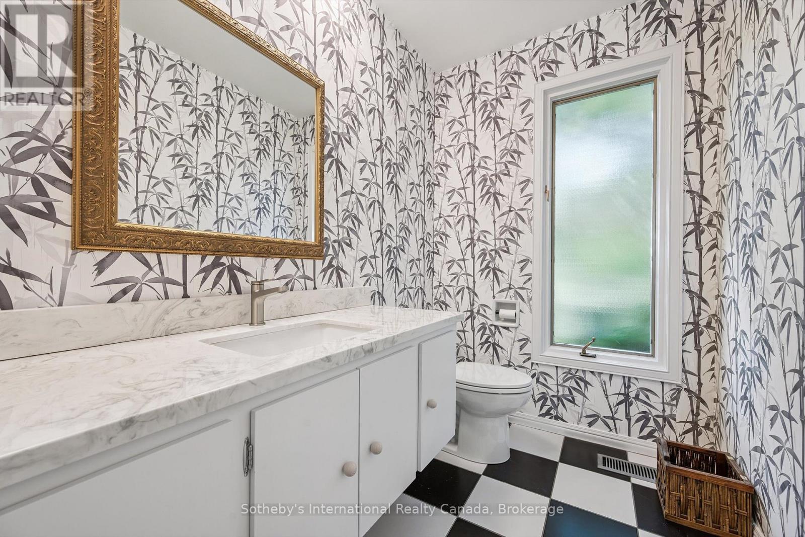 348 Browning Place, Waterloo, Ontario  N2L 2W3 - Photo 26 - X12399870