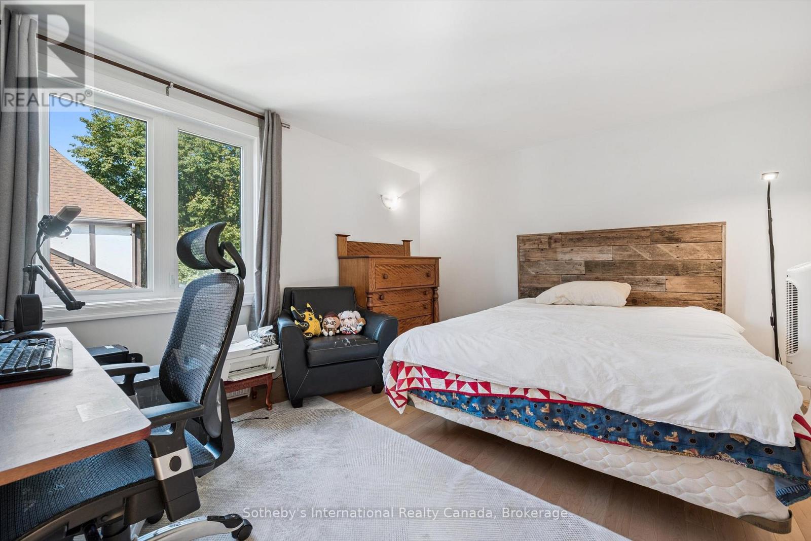 348 Browning Place, Waterloo, Ontario  N2L 2W3 - Photo 31 - X12399870