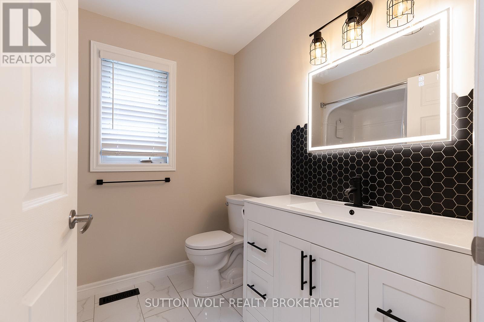 501 Darcy Drive, Strathroy-Caradoc, Ontario  N7G 4K9 - Photo 22 - X13030608