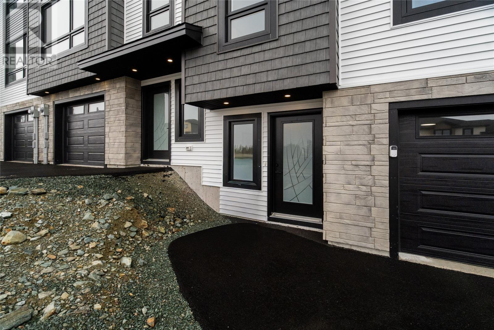 24 Donegal Run, St. John's, Newfoundland & Labrador  A1H 0P7 - Photo 4 - 1296452