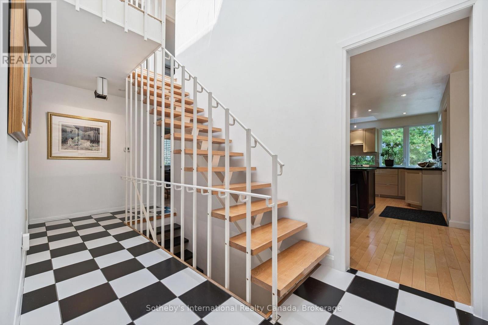 348 Browning Place, Waterloo, Ontario  N2L 2W3 - Photo 29 - X12399870