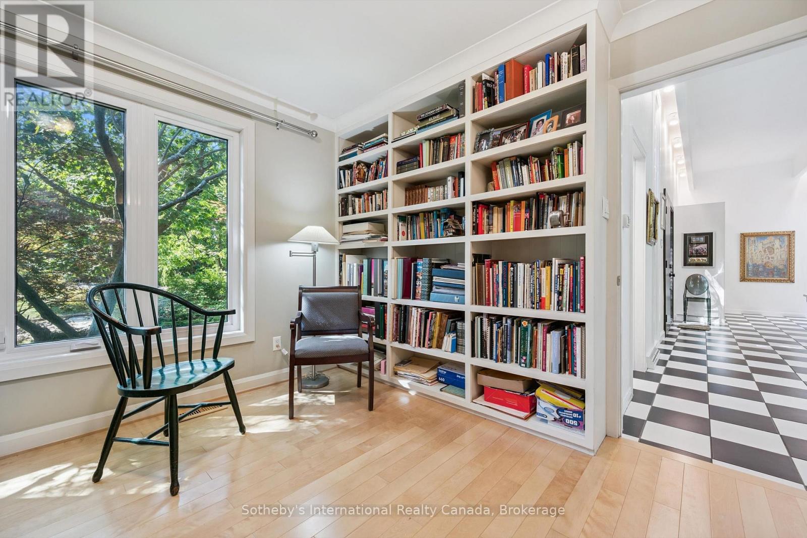 348 Browning Place, Waterloo, Ontario  N2L 2W3 - Photo 25 - X12399870