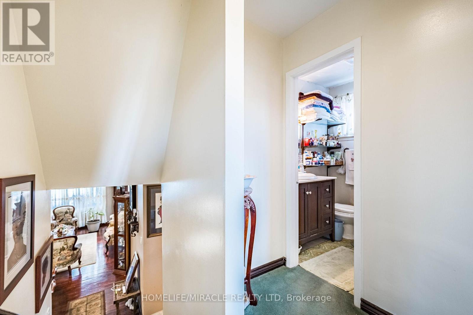 7150 Harwick Drive, Mississauga, Ontario  L4T 3A4 - Photo 20 - W12939524