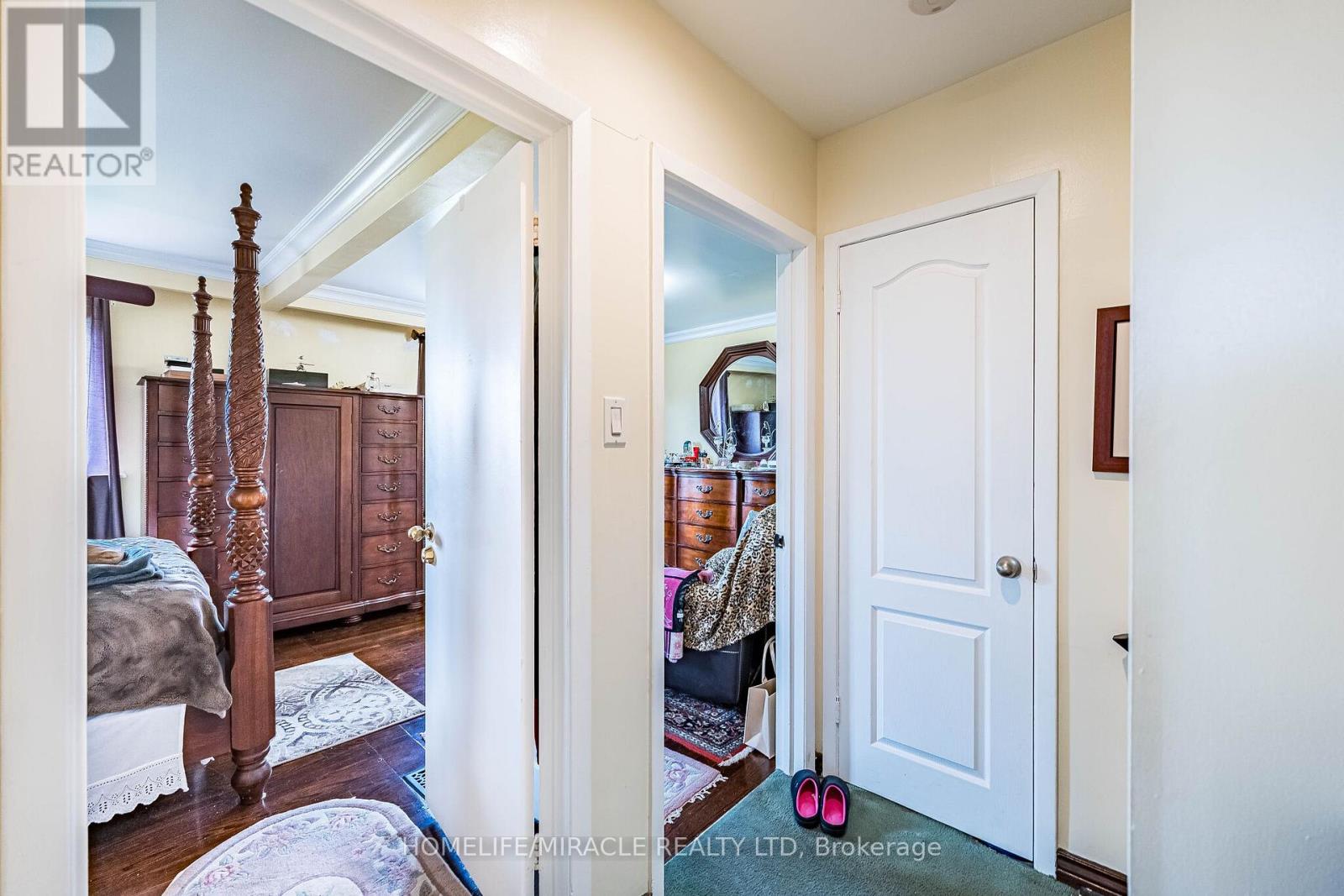 7150 Harwick Drive, Mississauga, Ontario  L4T 3A4 - Photo 21 - W12939524