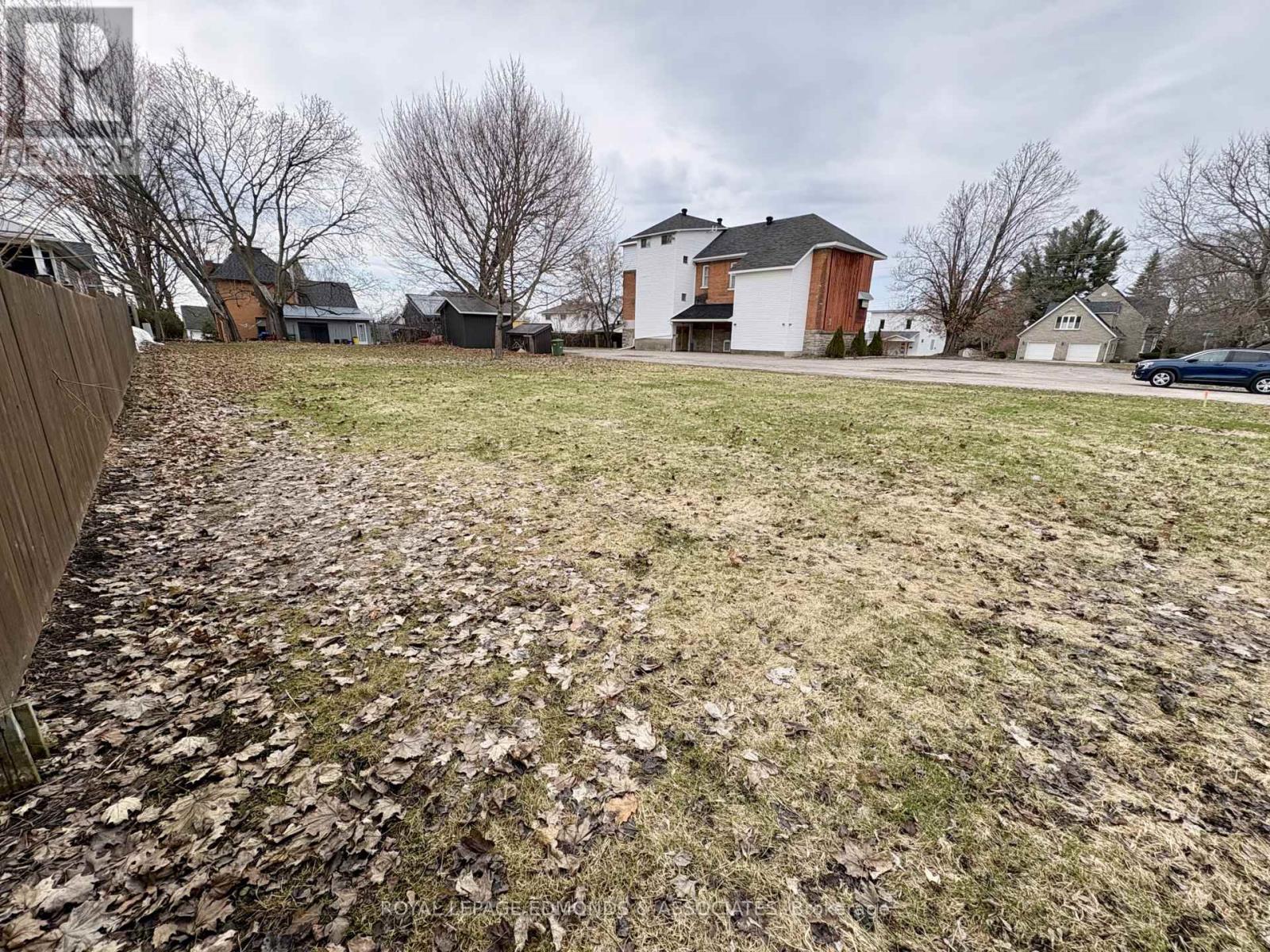 420 Maple Avenue, Pembroke, Ontario  K8A 1M6 - Photo 4 - X13030424