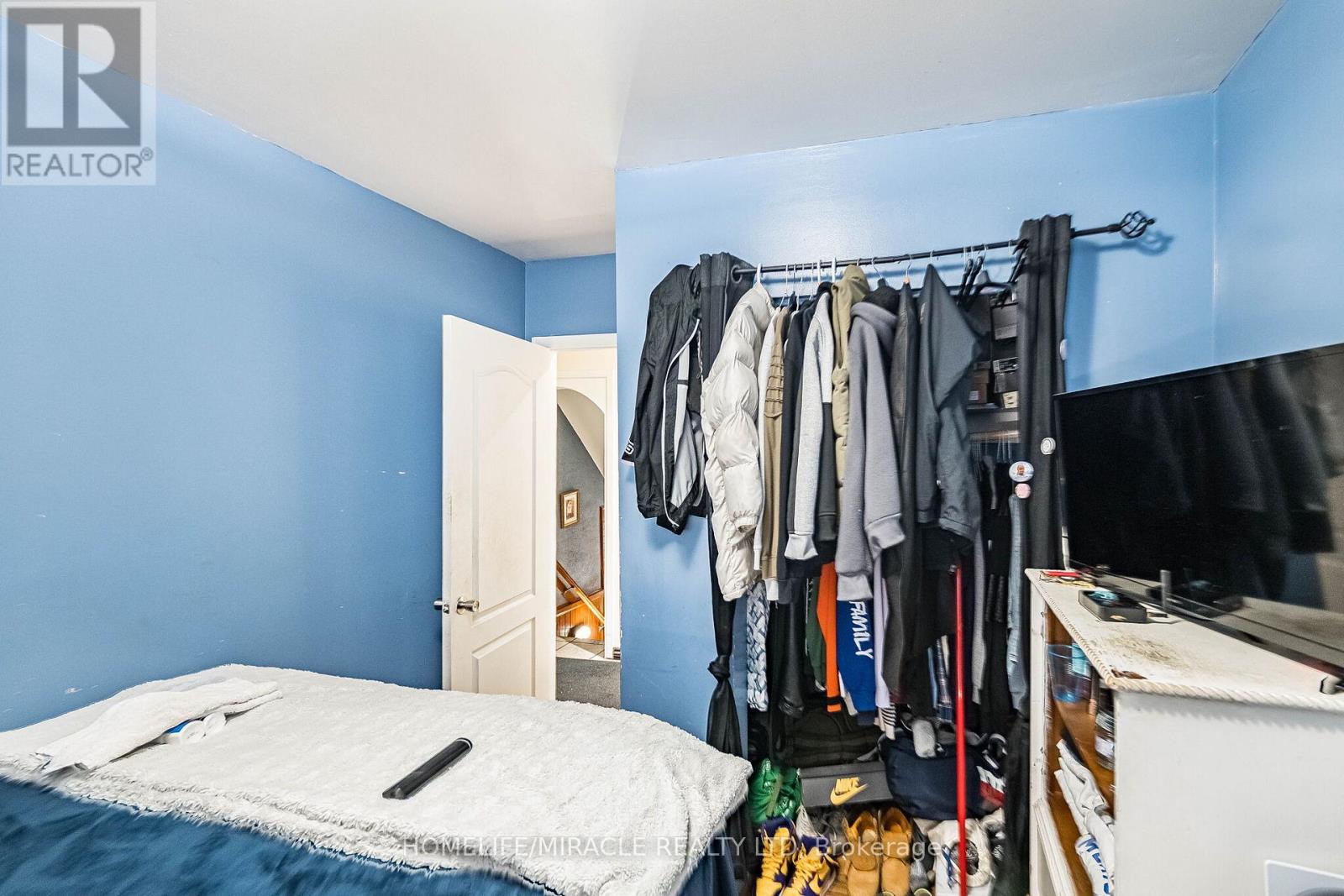 7150 Harwick Drive, Mississauga, Ontario  L4T 3A4 - Photo 33 - W12939524