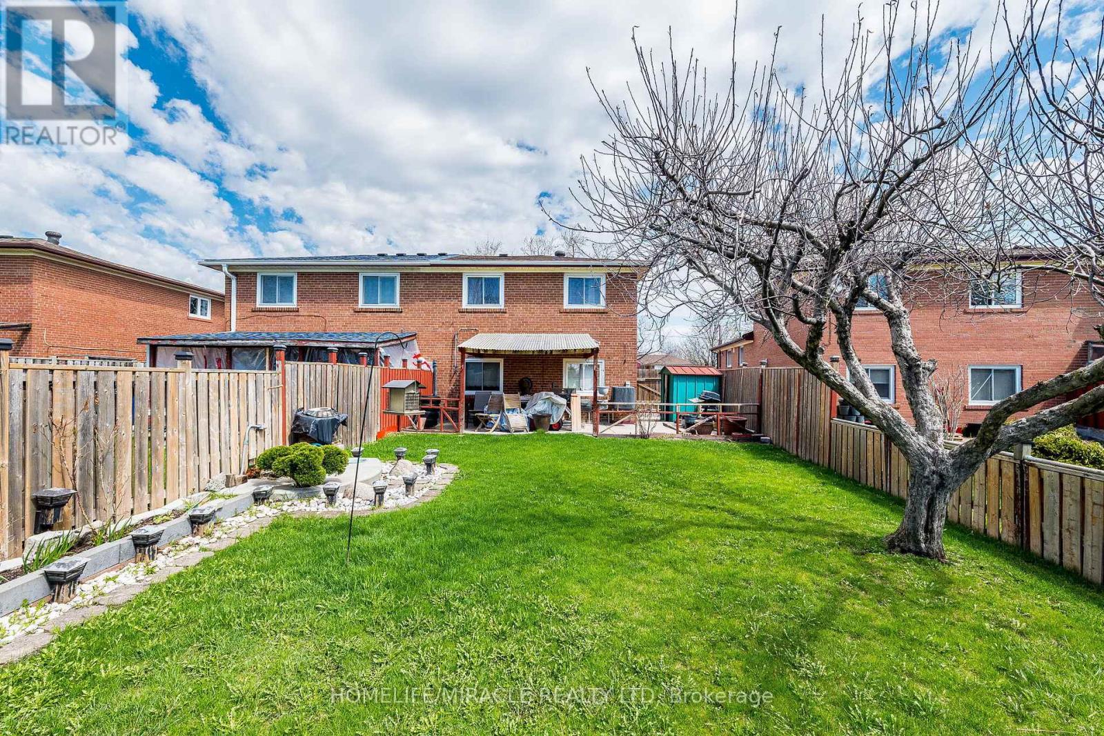 7150 Harwick Drive, Mississauga, Ontario  L4T 3A4 - Photo 50 - W12939524