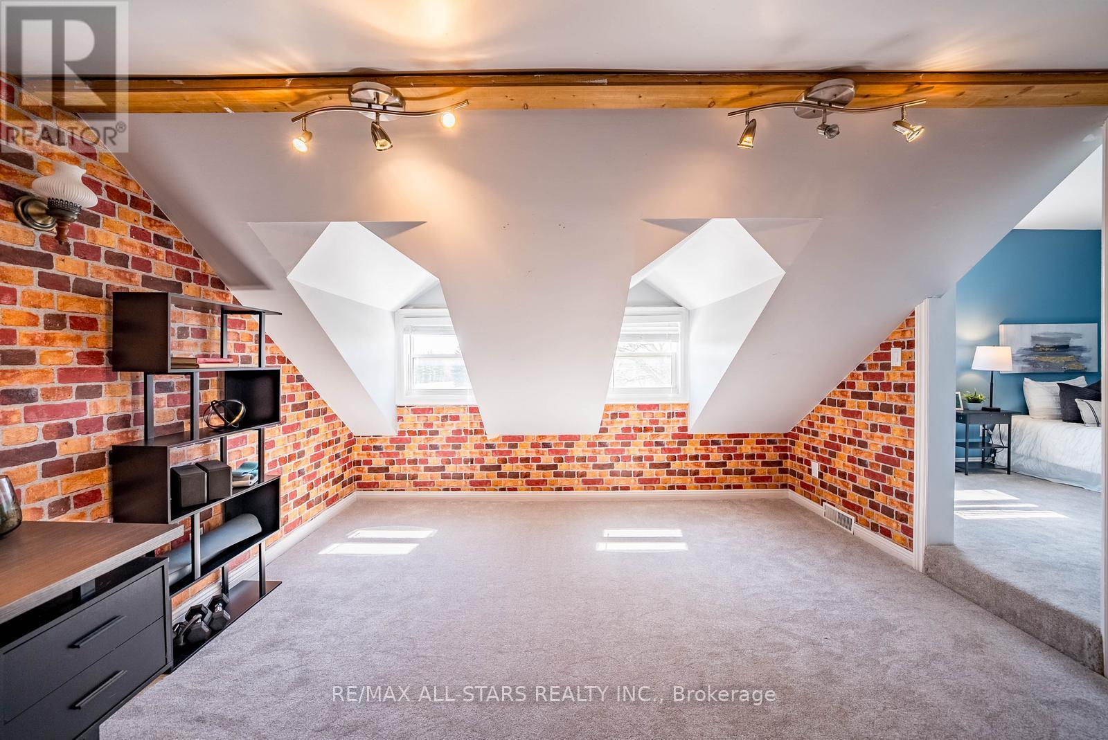 263 Sunset Boulevard, Whitchurch-Stouffville, Ontario  L4A 3R1 - Photo 27 - N12976916