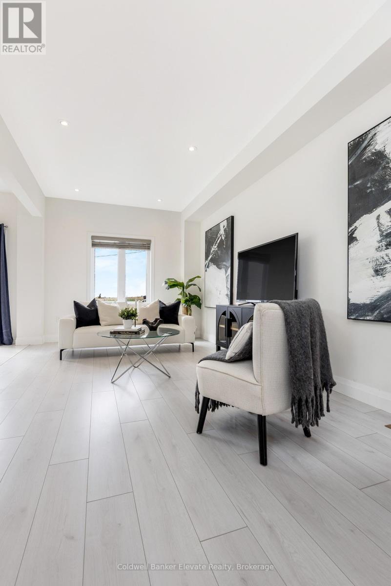 108 Flagg Avenue, Brant, Ontario  N3L 0J8 - Photo 10 - X13030232