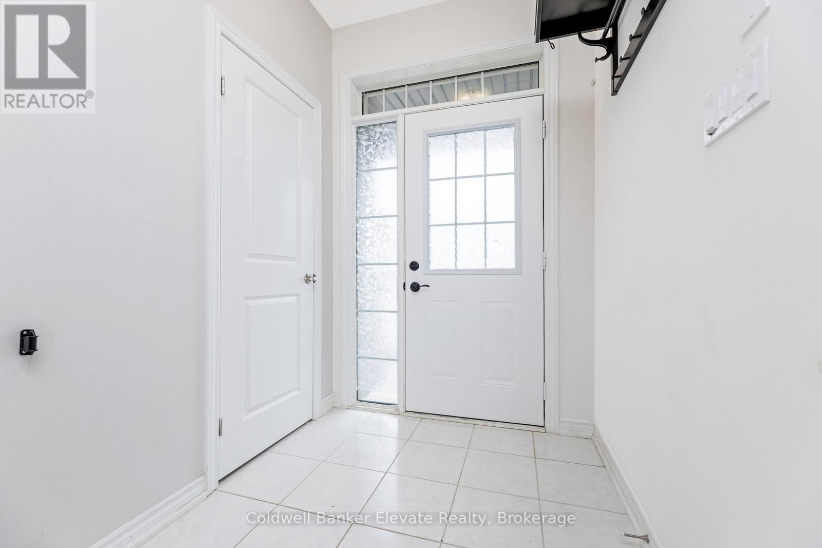 108 Flagg Avenue, Brant, Ontario  N3L 0J8 - Photo 6 - X13030232