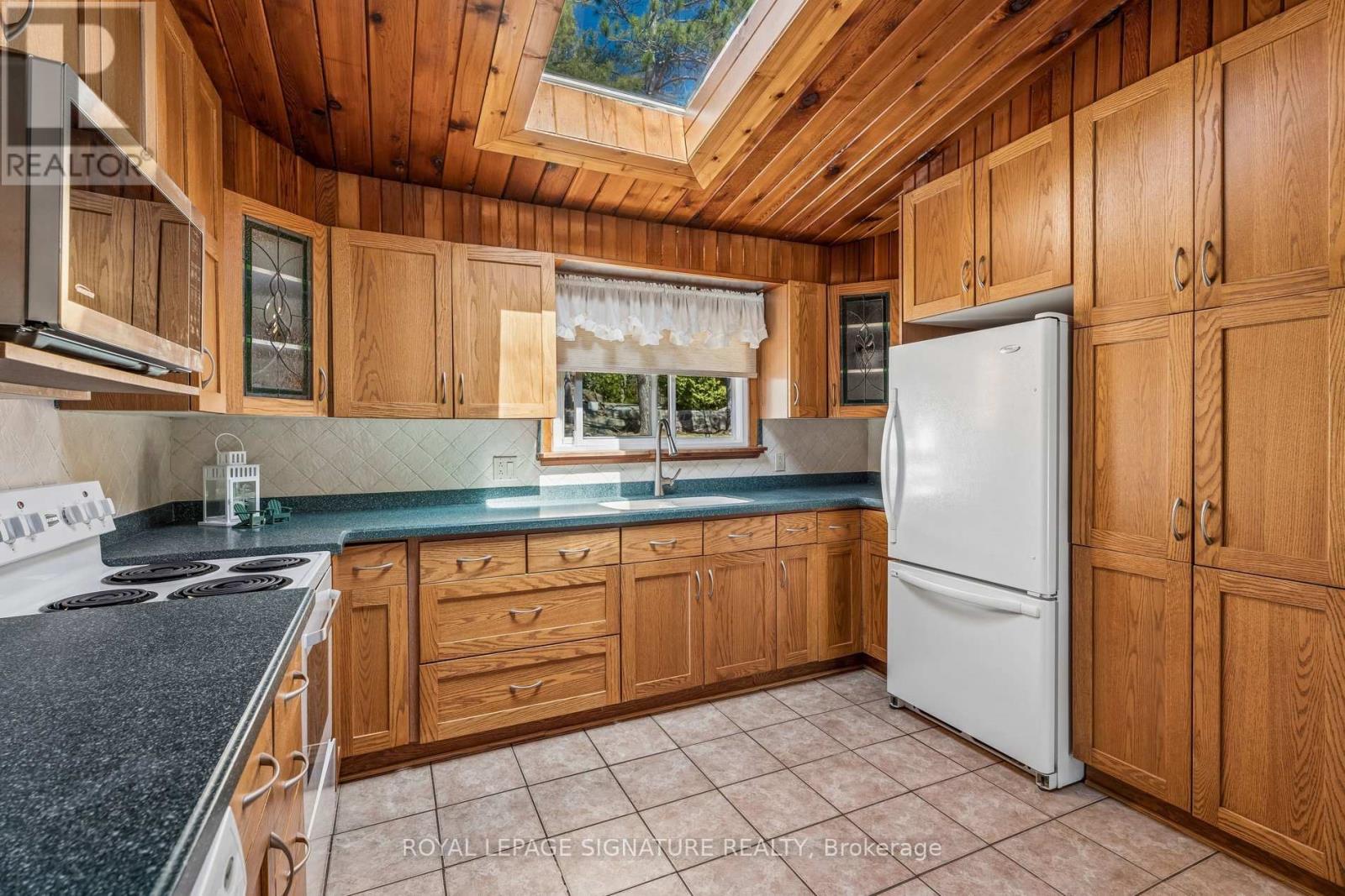 18 Loon Lake Road N, Gravenhurst, Ontario  P1P 1R2 - Photo 20 - X13030260