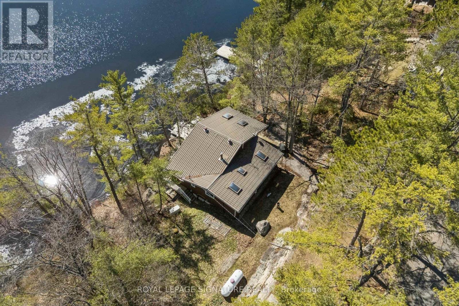 18 Loon Lake Road N, Gravenhurst, Ontario  P1P 1R2 - Photo 3 - X13030260