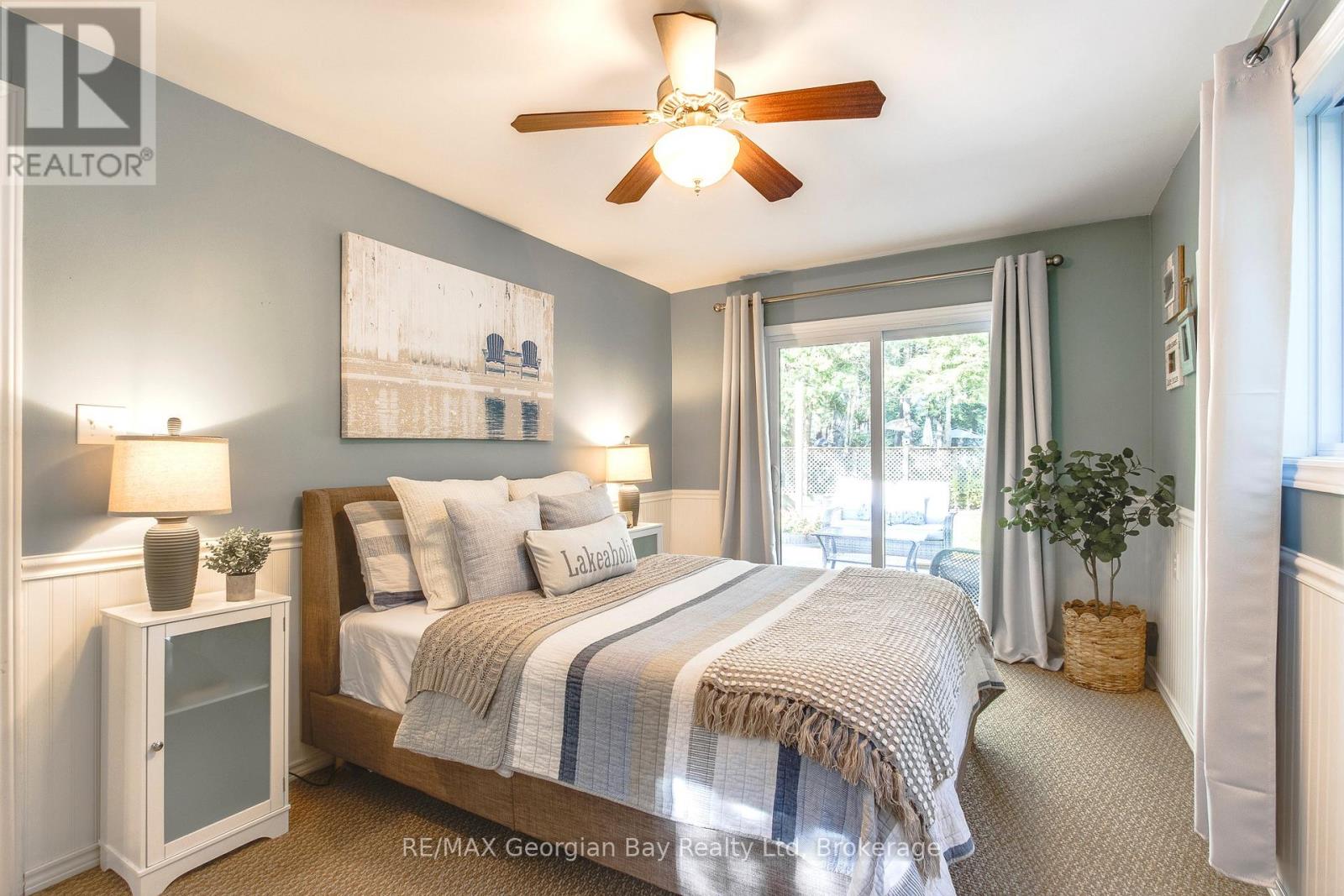 369 Tiny Beaches Road S, Tiny, Ontario  L0L 2J0 - Photo 11 - S12940476