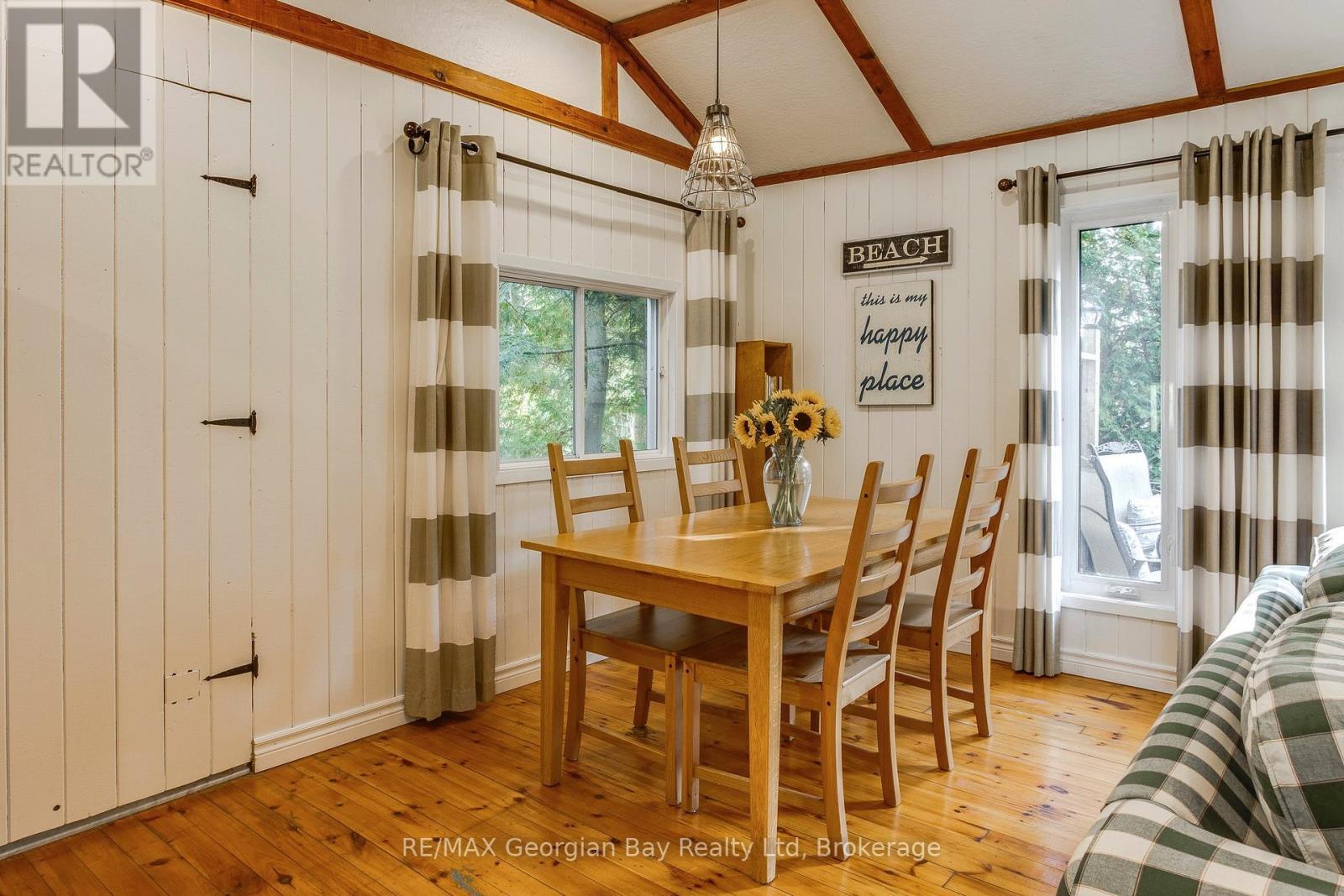 369 Tiny Beaches Road S, Tiny, Ontario  L0L 2J0 - Photo 8 - S12940476