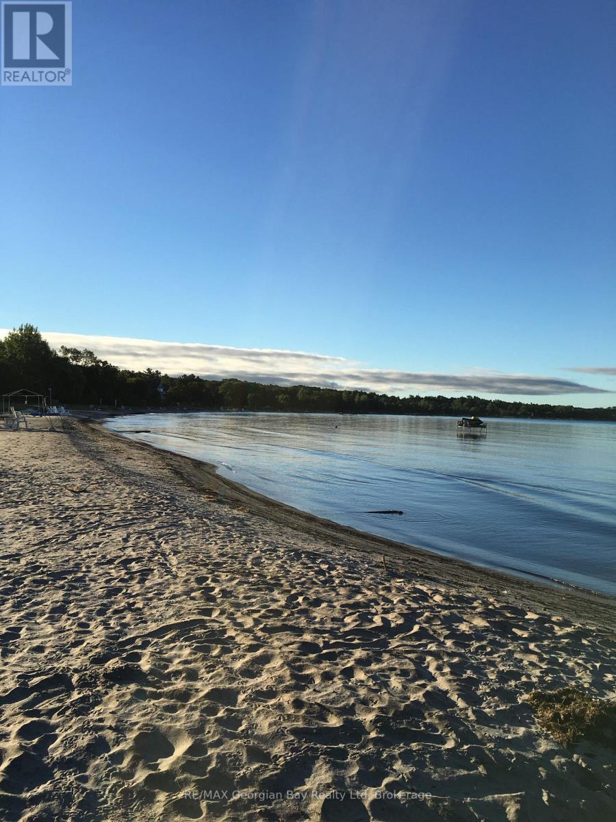 369 Tiny Beaches Road S, Tiny, Ontario  L0L 2J0 - Photo 27 - S12940476