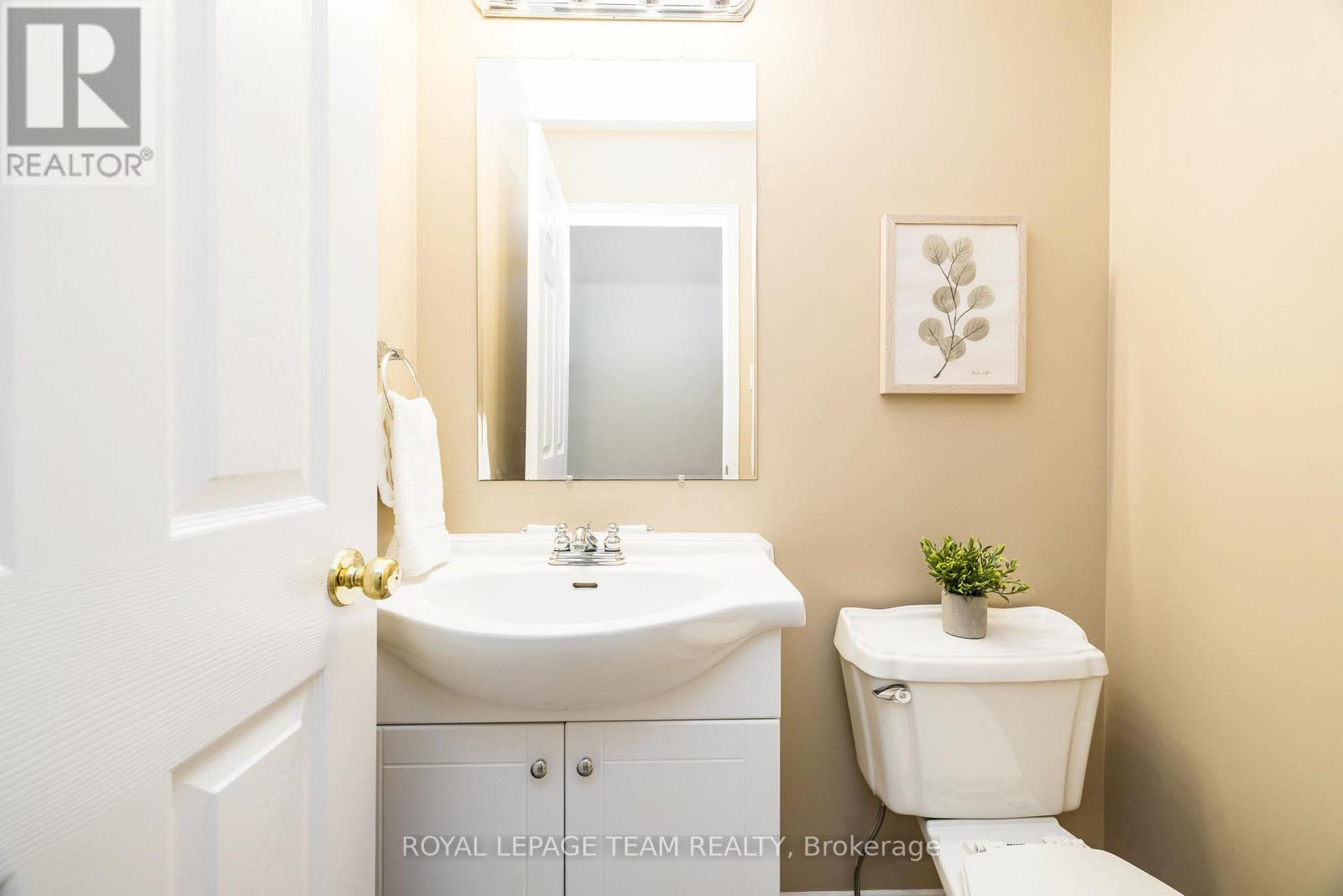 318 Main Street E, Merrickville-Wolford, Ontario  K0G 1N0 - Photo 15 - X13030354