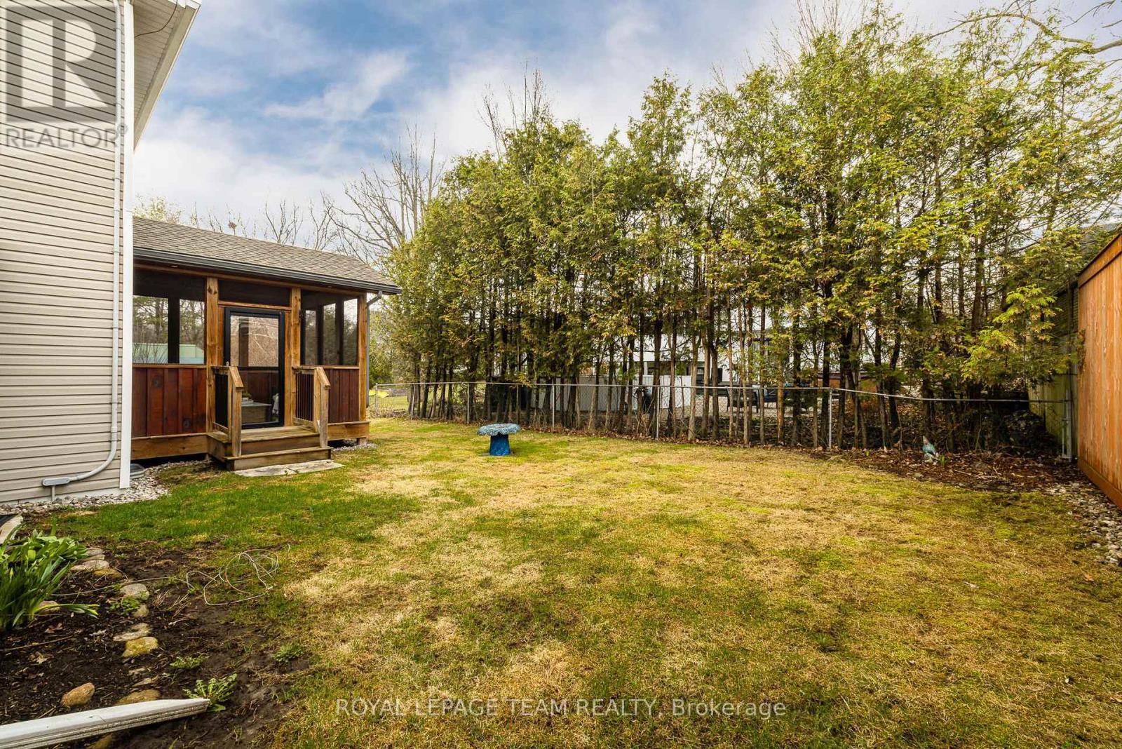 318 Main Street E, Merrickville-Wolford, Ontario  K0G 1N0 - Photo 32 - X13030354