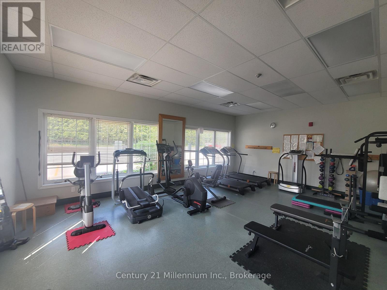 9 Illinois Crescent, Wasaga Beach, Ontario  L9Z 3A8 - Photo 22 - S12984678