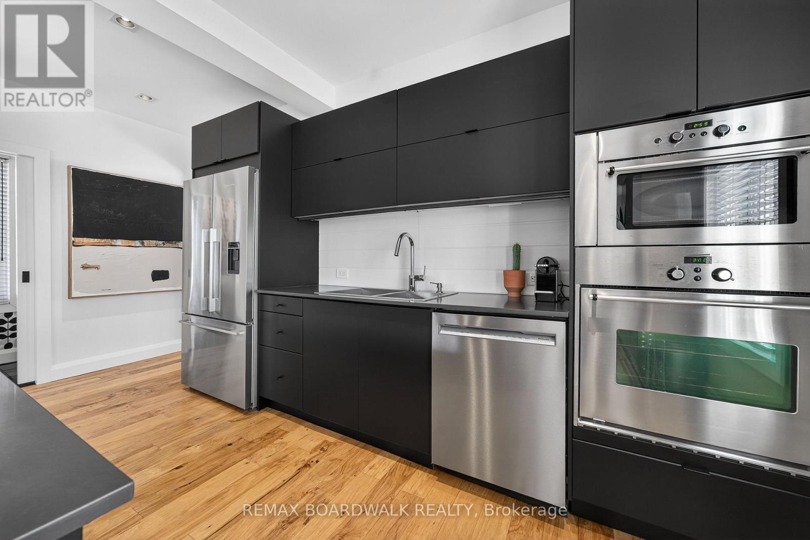 154 Queen Mary Street, Ottawa, Ontario  K1K 1X5 - Photo 15 - X13030438