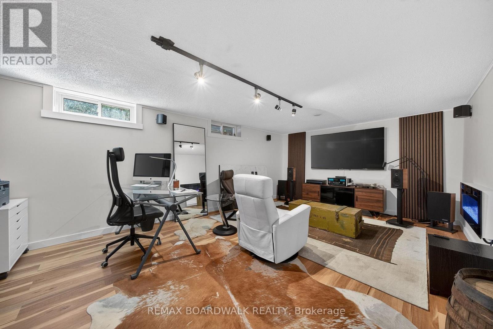 154 Queen Mary Street, Ottawa, Ontario  K1K 1X5 - Photo 32 - X13030438