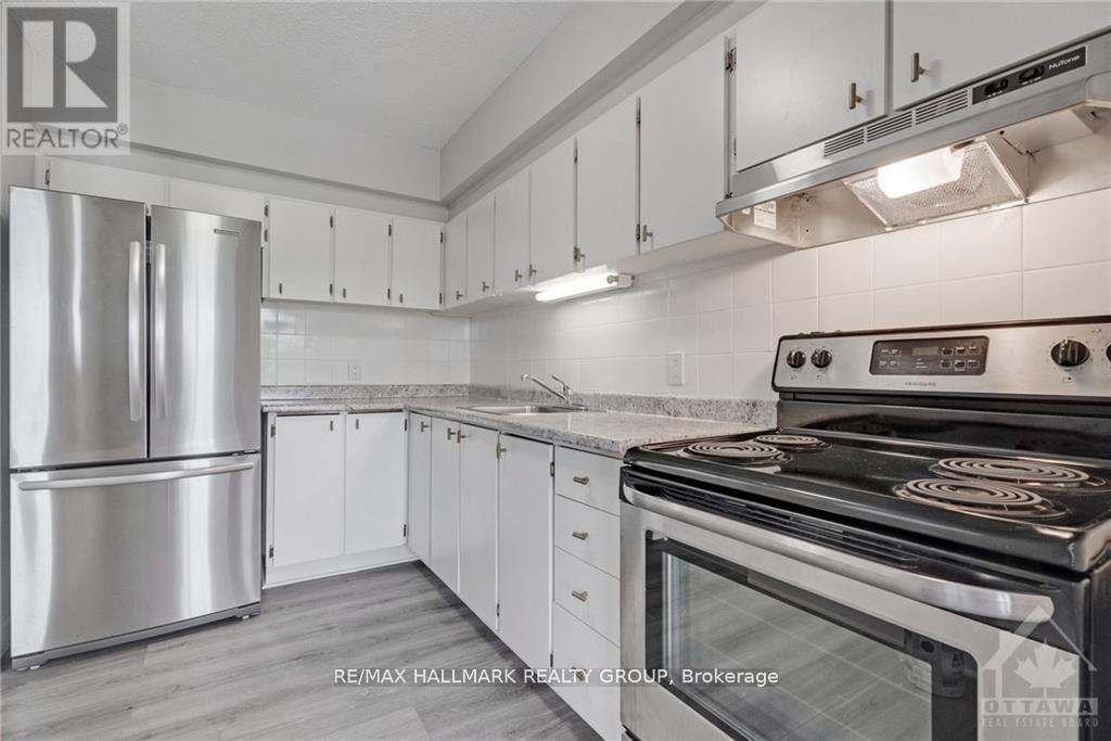 302 - 158c Mcarthur Avenue, Ottawa, Ontario  K1L 8C9 - Photo 4 - X13030478