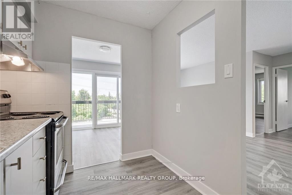 302 - 158c Mcarthur Avenue, Ottawa, Ontario  K1L 8C9 - Photo 5 - X13030478