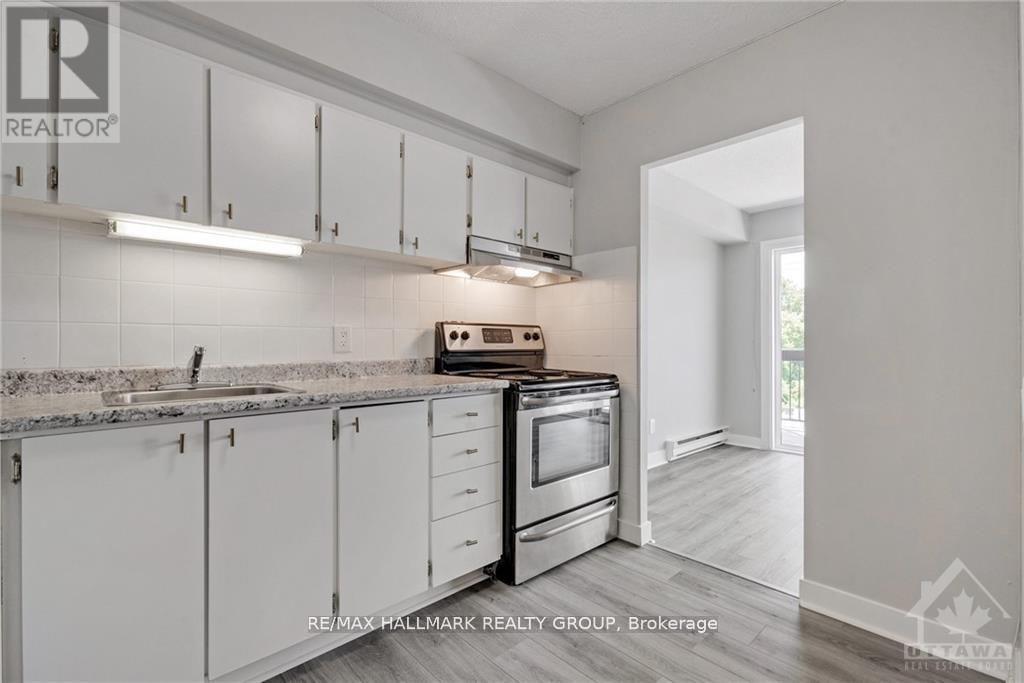 302 - 158c Mcarthur Avenue, Ottawa, Ontario  K1L 8C9 - Photo 6 - X13030478
