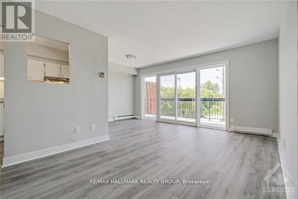 302 - 158c Mcarthur Avenue, Ottawa, Ontario  K1L 8C9 - Photo 8 - X13030478