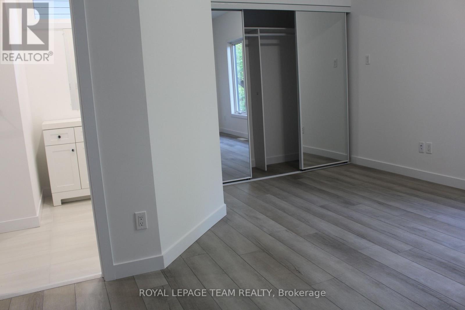 Unit A - 155 Longpre Street E, Ottawa, Ontario  K1L 7J5 - Photo 18 - X13030660