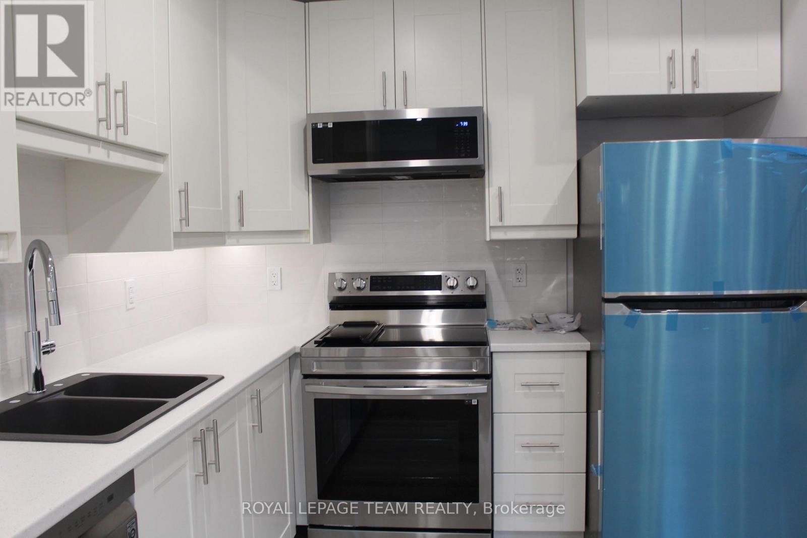 Unit A - 155 Longpre Street E, Ottawa, Ontario  K1L 7J5 - Photo 5 - X13030660